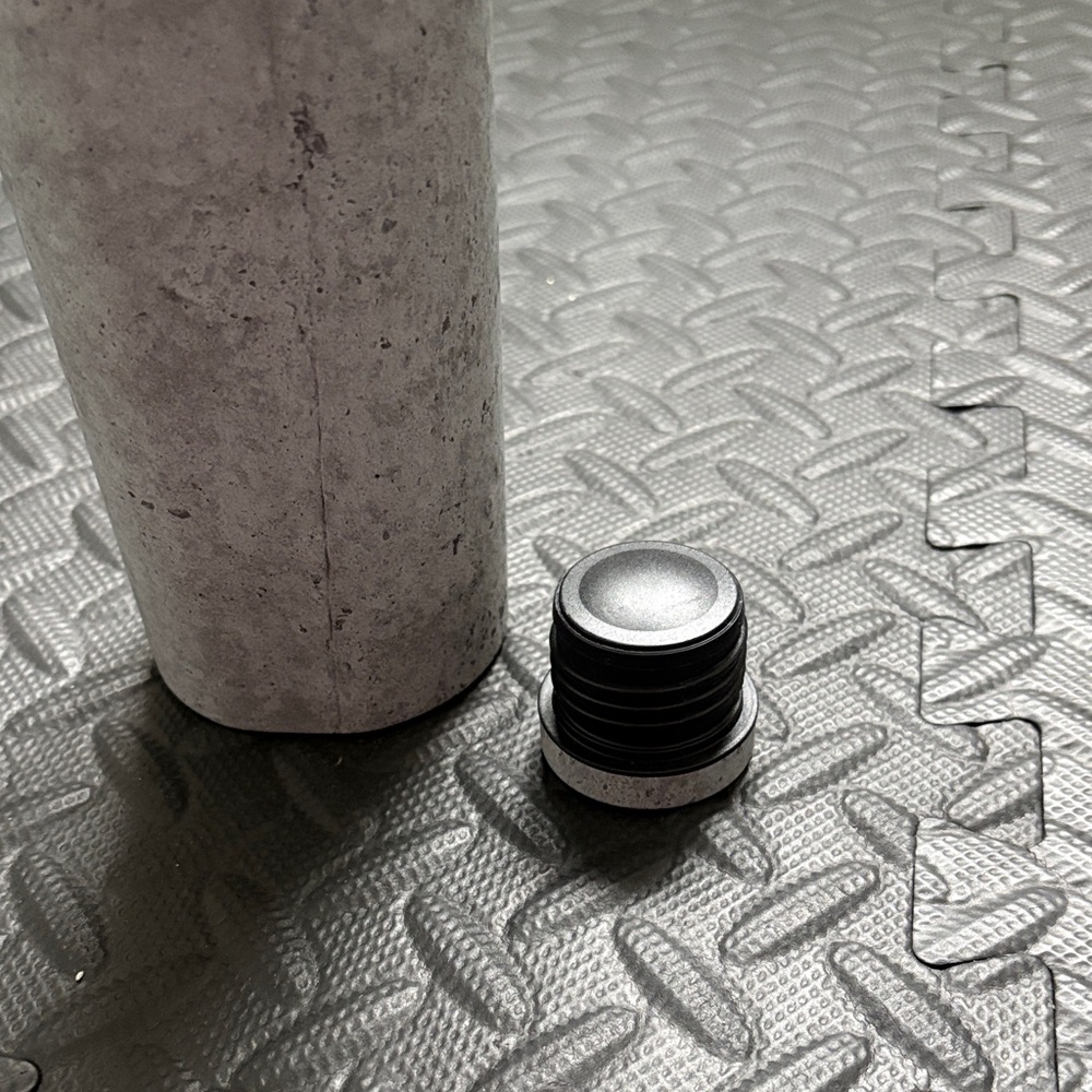 Corkcicle Light Gray Stoneware look Bottle - Picture 5 of 6